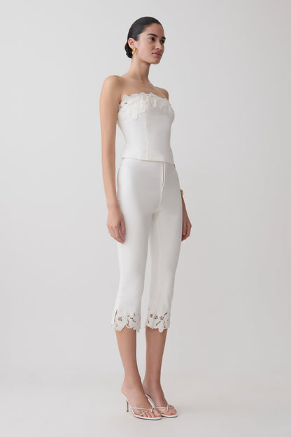 Tillie Flower Embroidery Denim Capris - White