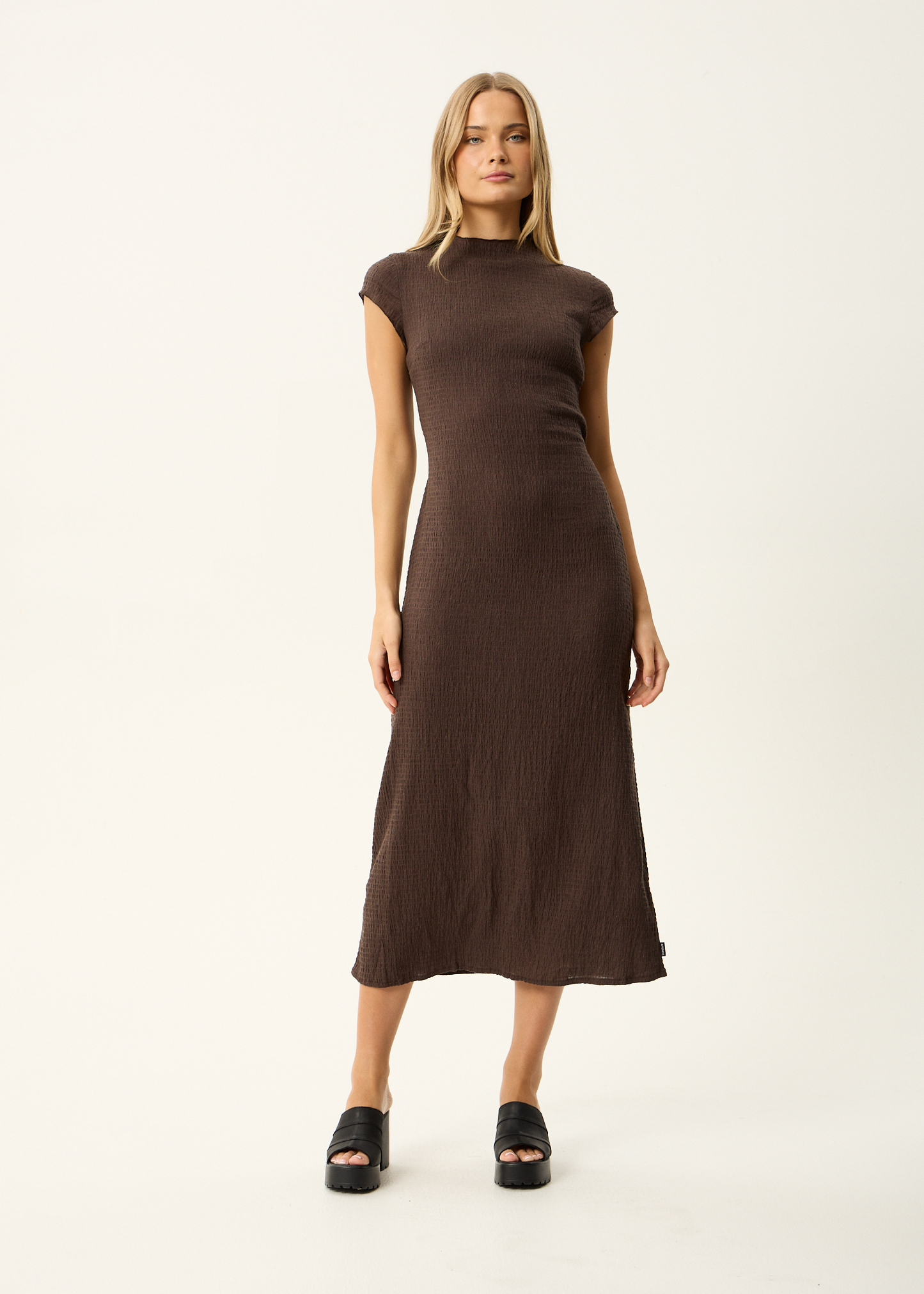 Seersucker Midi Dress - Rovela