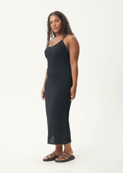 Seersucker Midi Dress - Rovela