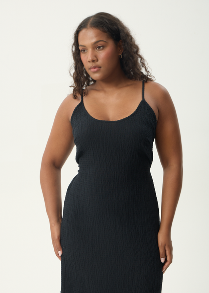 Seersucker Midi Dress - Rovela